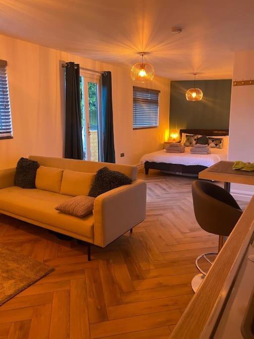 Wootton  Cozy Cabin With Modern Comforts מראה חיצוני תמונה